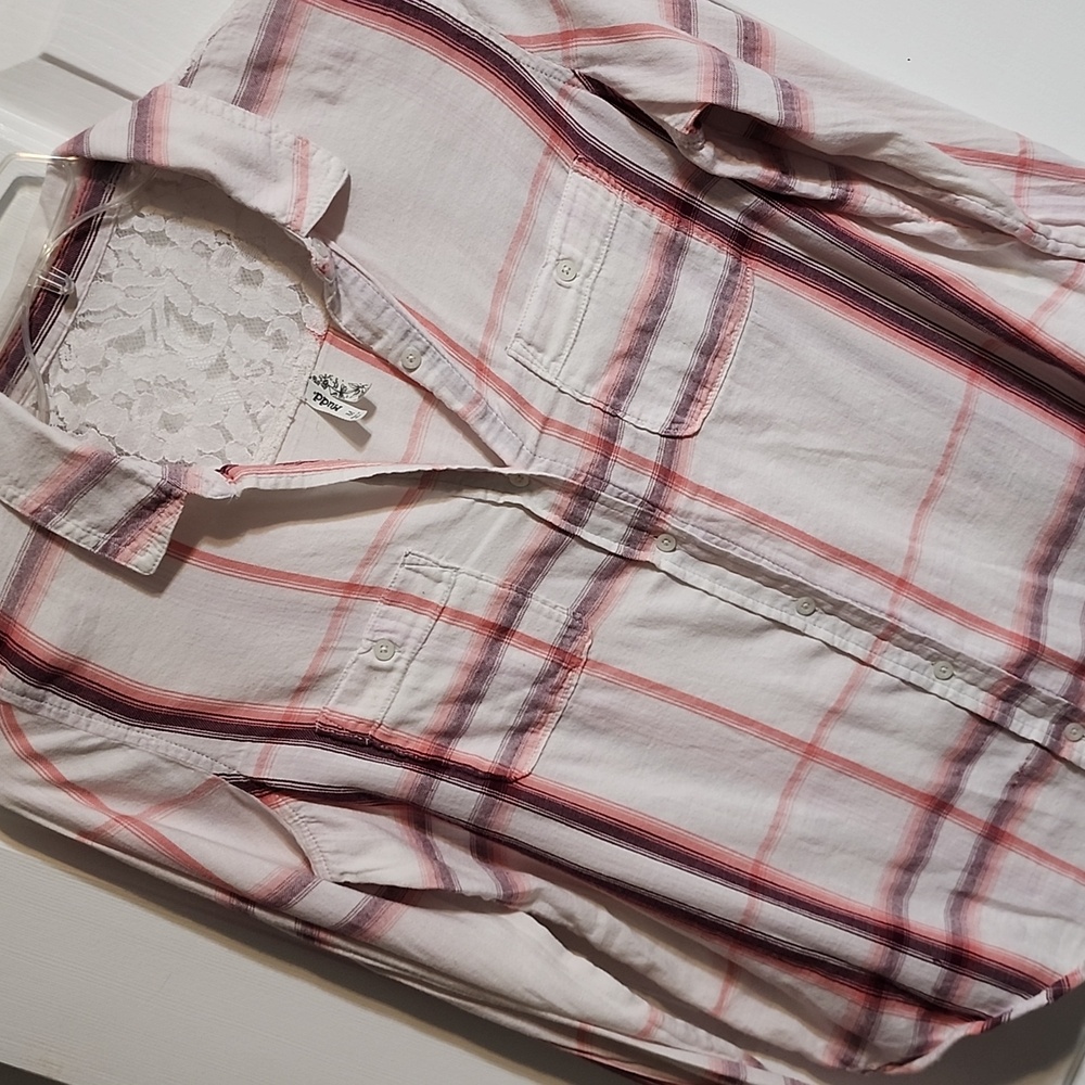 Mudd Medium plaid long sleeve shirt